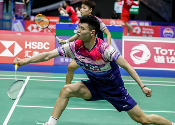 中国队绝杀印尼队，黄鸭组合点燃赛场